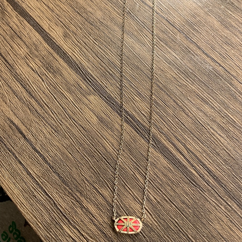 Red Kendra Scott - Picture 3 of 3